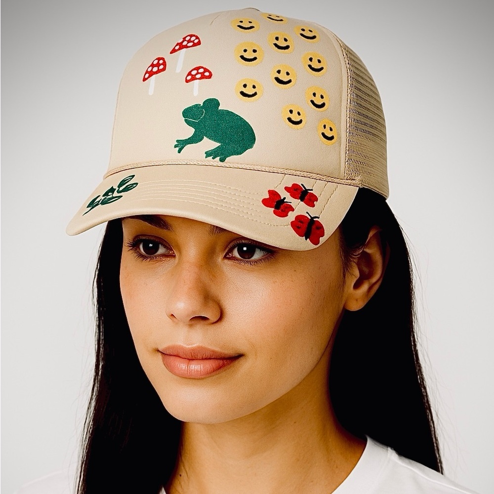 Urban Outfitters Coney Island Picnic Snap Back Trucker Hat in Beige/Tan
